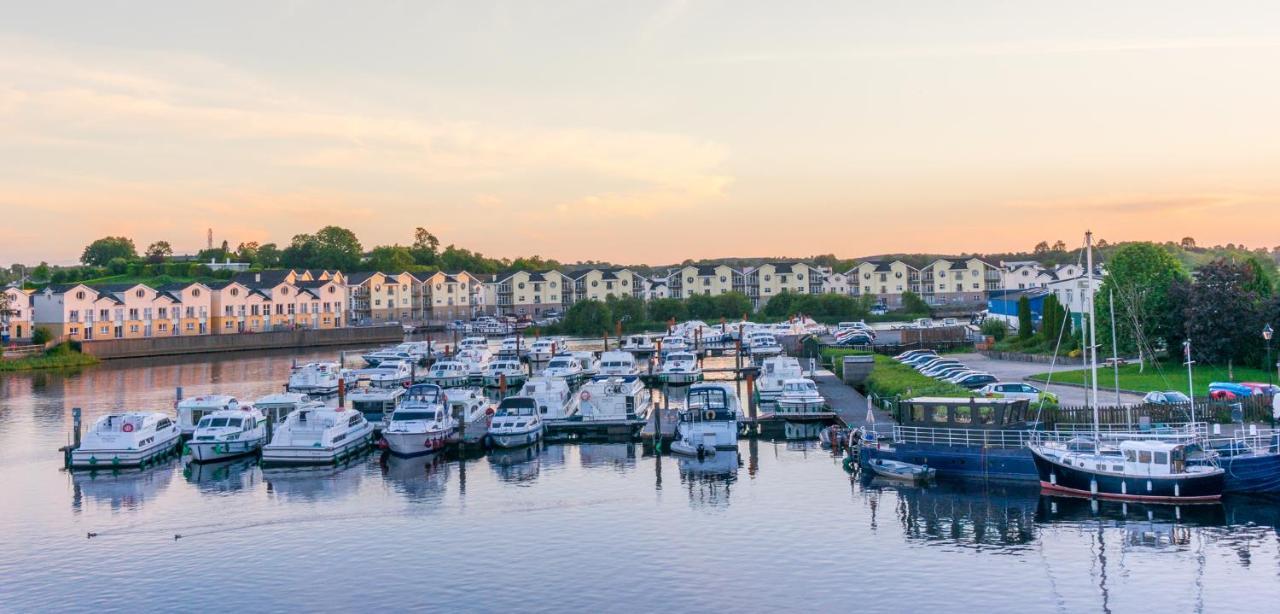 Shannon Bridge House Carrick on Shannon المظهر الخارجي الصورة